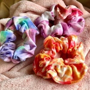 3pc Tie Dye Crumpled Scrunchie Random